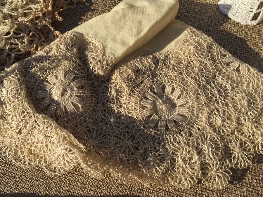 Vintage Hand Made Crochet Lot Tablecloths Runners  [Photo 16]
