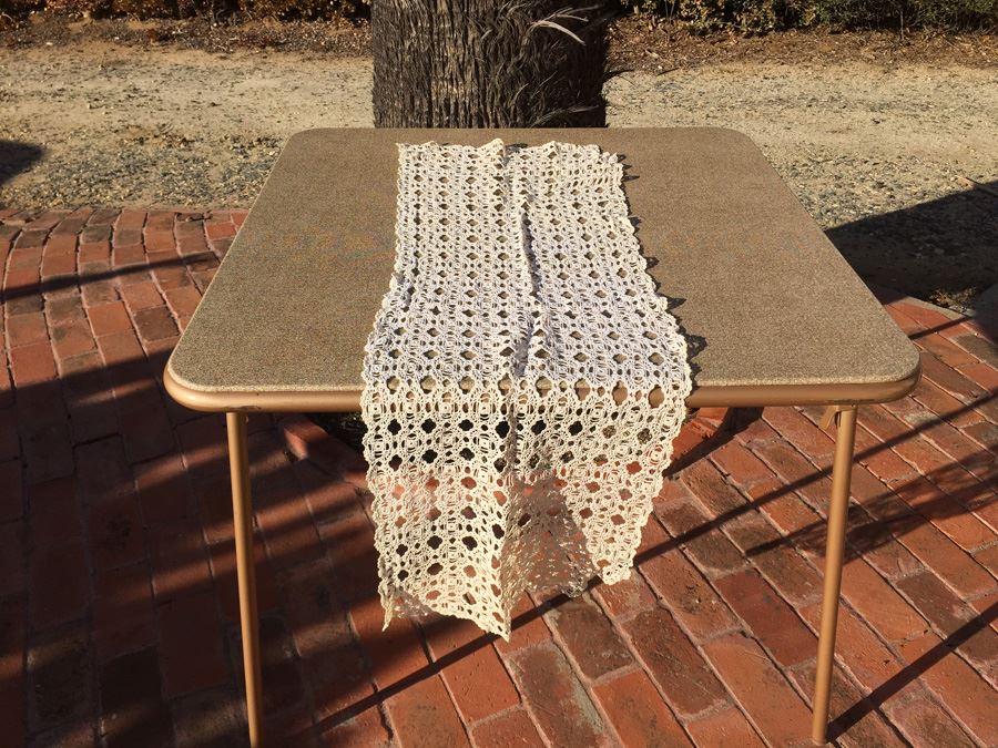 Vintage Hand Made Crochet Lot Tablecloths Runners  [Photo 8]