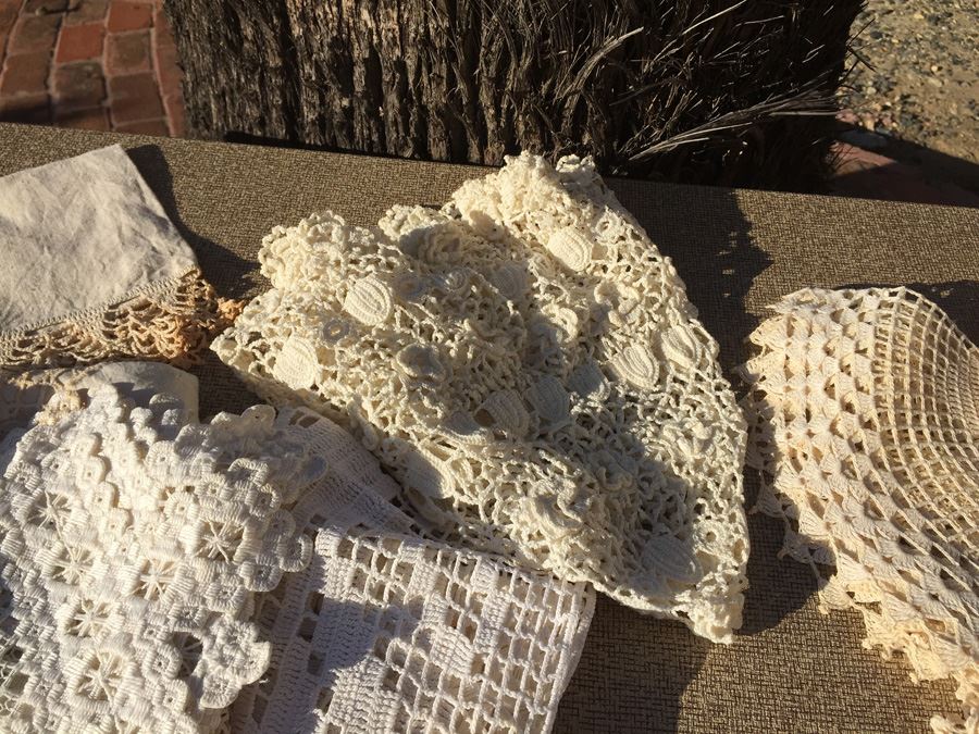 Vintage Hand Made Crochet Lot Tablecloths Runners  [Photo 19]