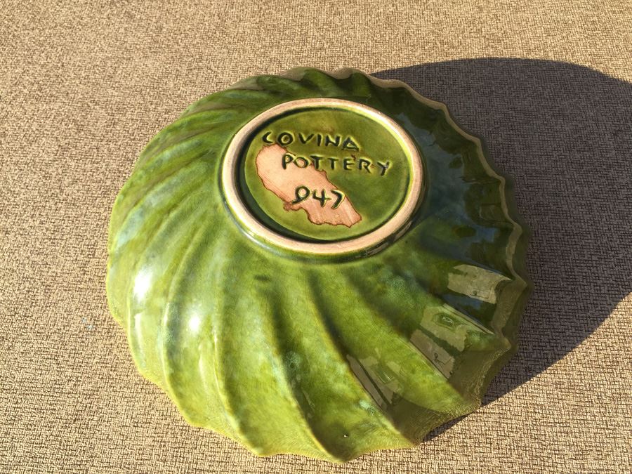 Mid-Century Covina Pottery California Green Swirled Bowl #947 Planter [Photo 3]