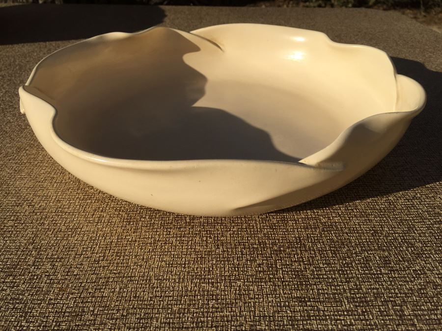 Hand Made Pottery Bowl [Photo 5]