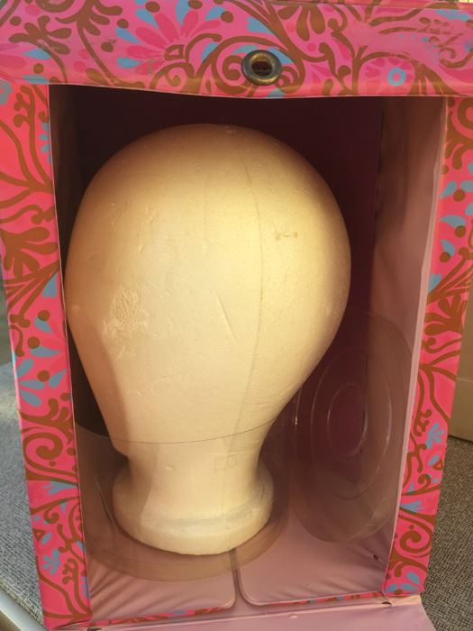 Huge Hair Wig Lot With Retro Box [Photo 14]
