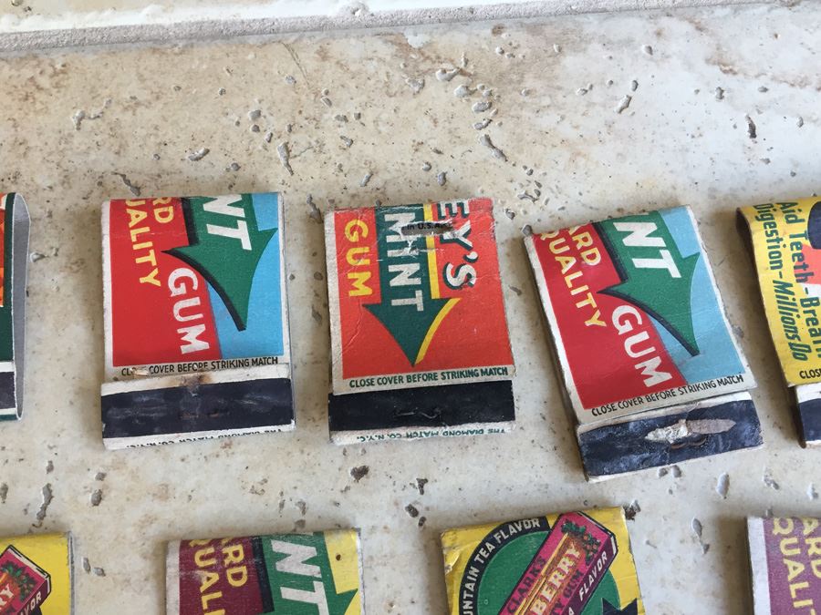 Vintage 1930's 1940's Bubble Chewing Gum Wrigleys Advertising Matches Match Collection [Photo 8]