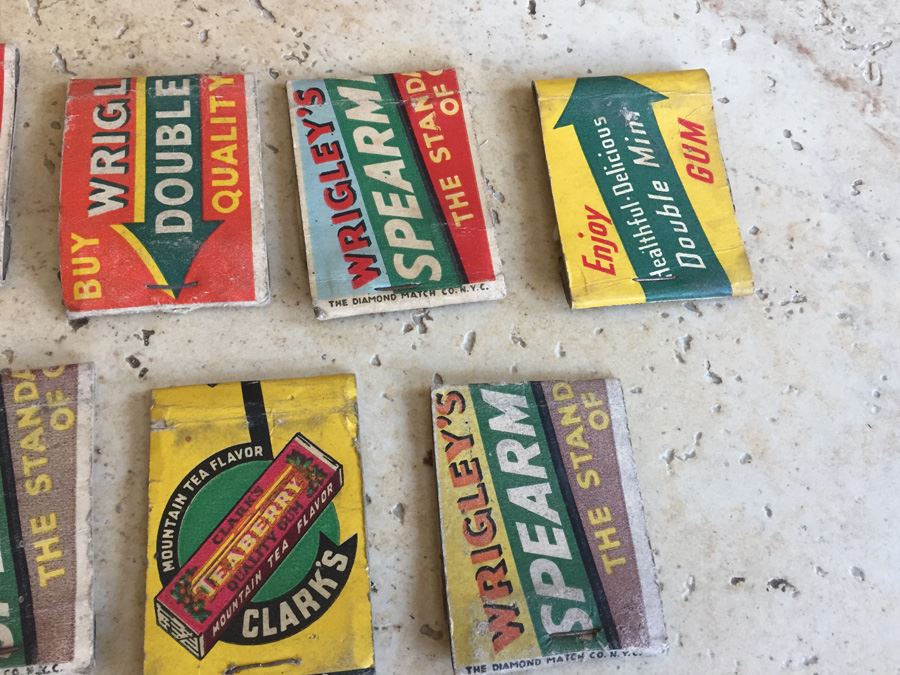 Vintage 1930's 1940's Bubble Chewing Gum Wrigleys Advertising Matches Match Collection [Photo 4]