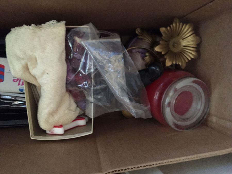 Huge Candle Lot [Photo 13]