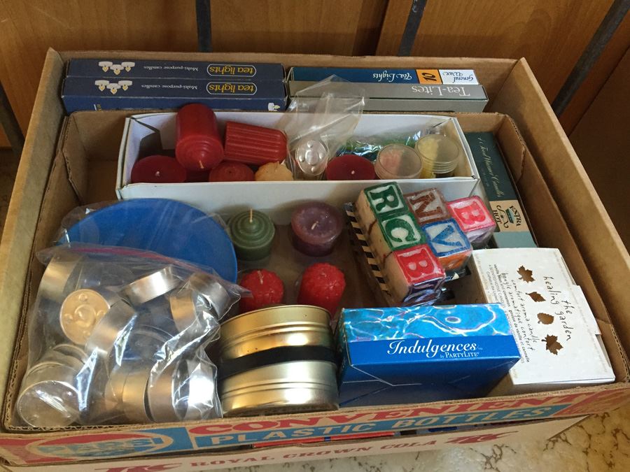 Huge Candle Lot [Photo 2]