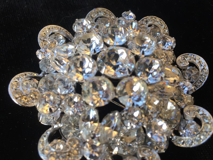 Large Vintage WEISS Brooch [Photo 6]