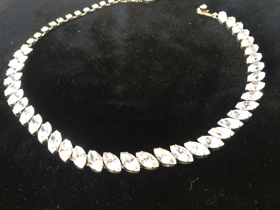 Vintage Fenichel Necklace And Clip On Earrings [Photo 10]