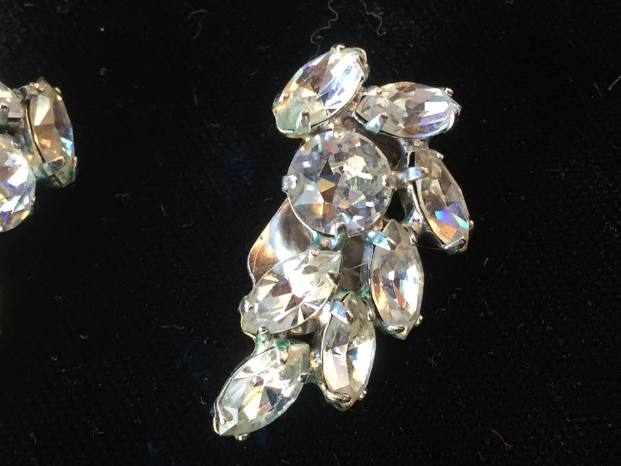 Vintage Fenichel Necklace And Clip On Earrings [Photo 4]