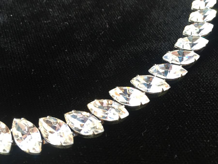 Vintage Fenichel Necklace And Clip On Earrings [Photo 13]