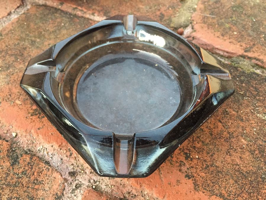 Ashtray Lot [Photo 5]