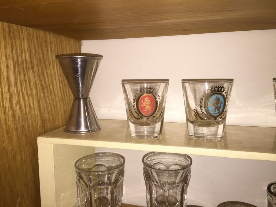 Shot Glass Lot [Photo 3]