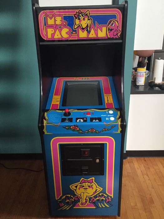 Stand Up Coin-Op Arcade Game Loaded With Sixty Vintage Classic Video Games [Photo 10]