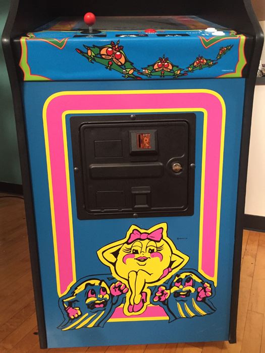 Stand Up Coin-Op Arcade Game Loaded With Sixty Vintage Classic Video Games [Photo 15]
