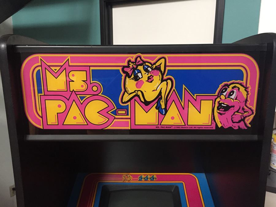 Stand Up Coin-Op Arcade Game Loaded With Sixty Vintage Classic Video Games [Photo 14]