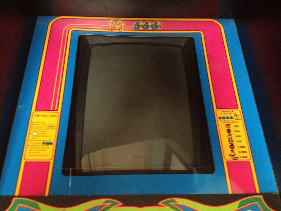 Stand Up Coin-Op Arcade Game Loaded With Sixty Vintage Classic Video Games [Photo 7]