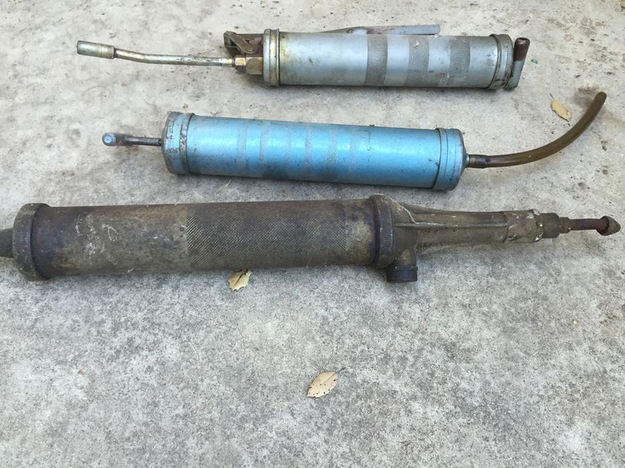 Vintage GRACO Grease Gun (UP-636 Unit) And 2 Other Grease Guns [Photo 5]