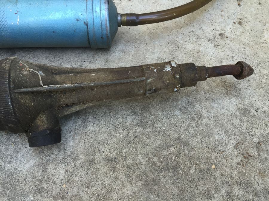 Vintage GRACO Grease Gun (UP-636 Unit) And 2 Other Grease Guns [Photo 6]