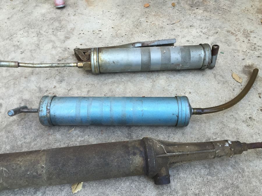 Vintage GRACO Grease Gun (UP-636 Unit) And 2 Other Grease Guns [Photo 10]