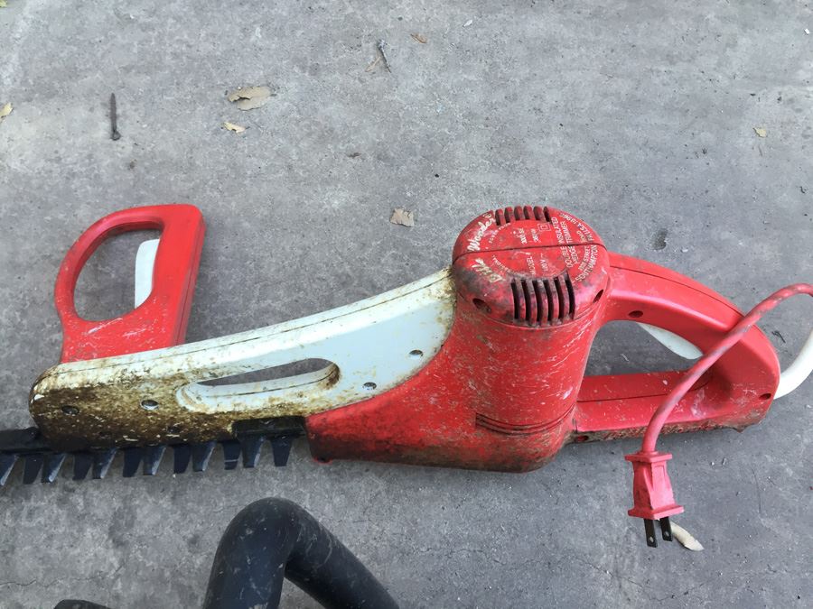 Pair Of Hedge Trimmers And Chainsaw [Photo 4]