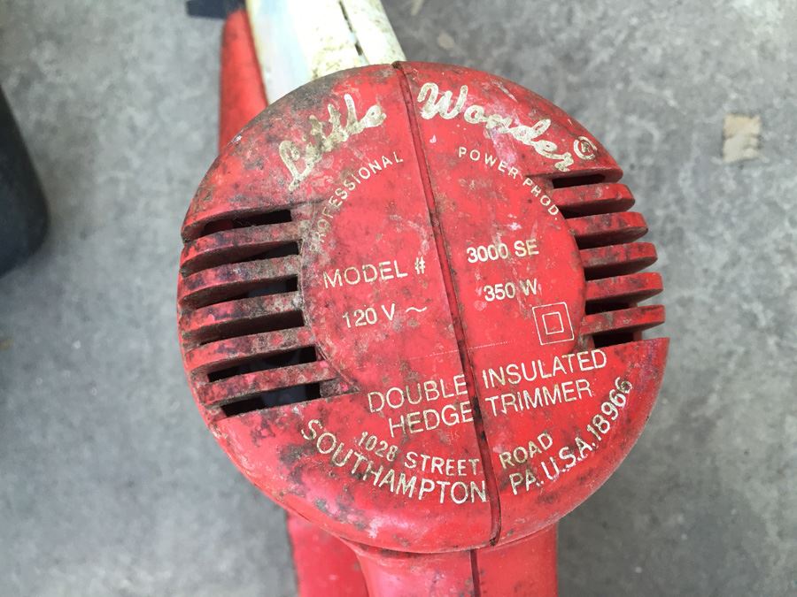 Pair Of Hedge Trimmers And Chainsaw [Photo 5]