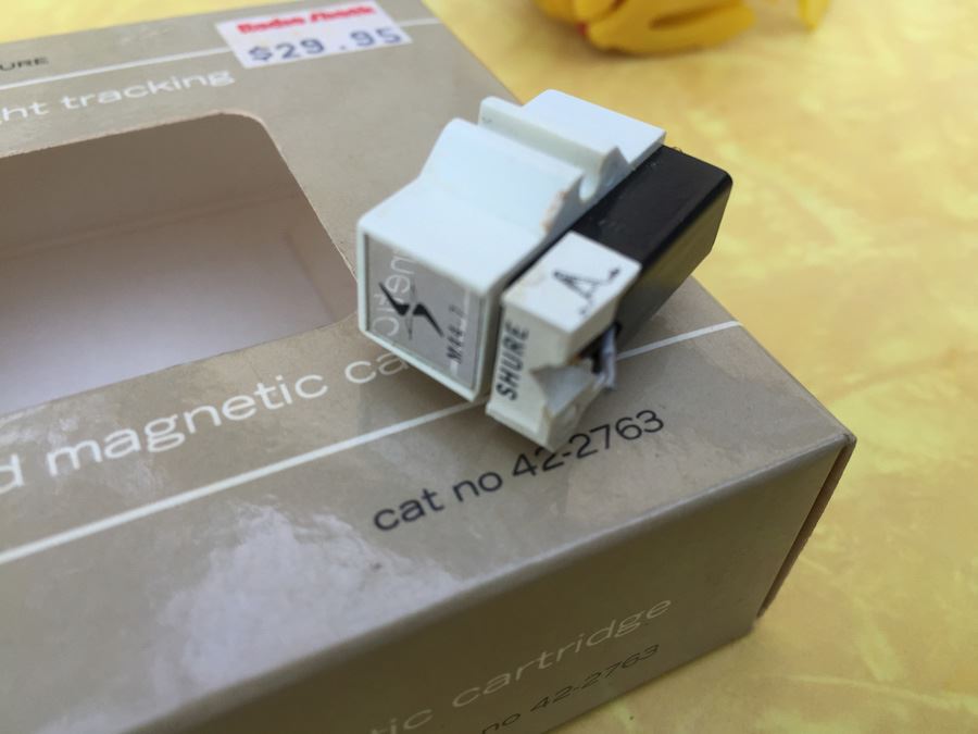 Record Player Needle And Accessory Lot [Photo 8]