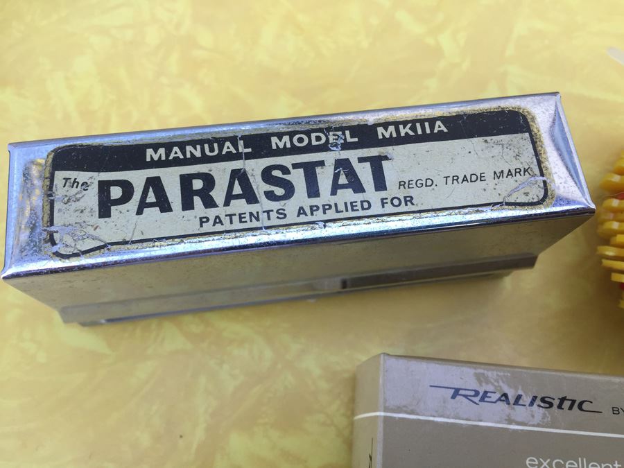 Record Player Needle And Accessory Lot [Photo 2]