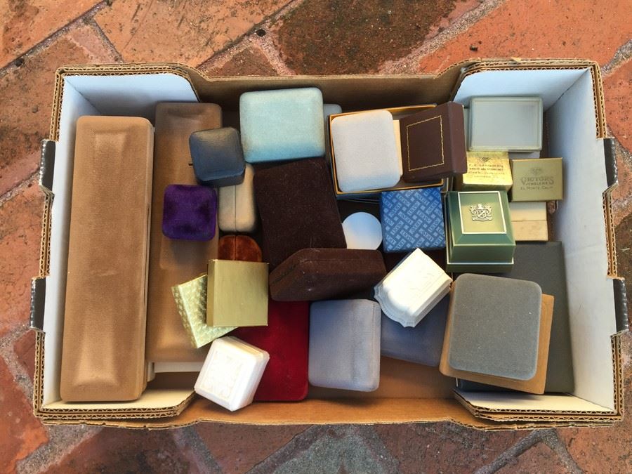 Empty Jewelry Box Lot [Photo 1]