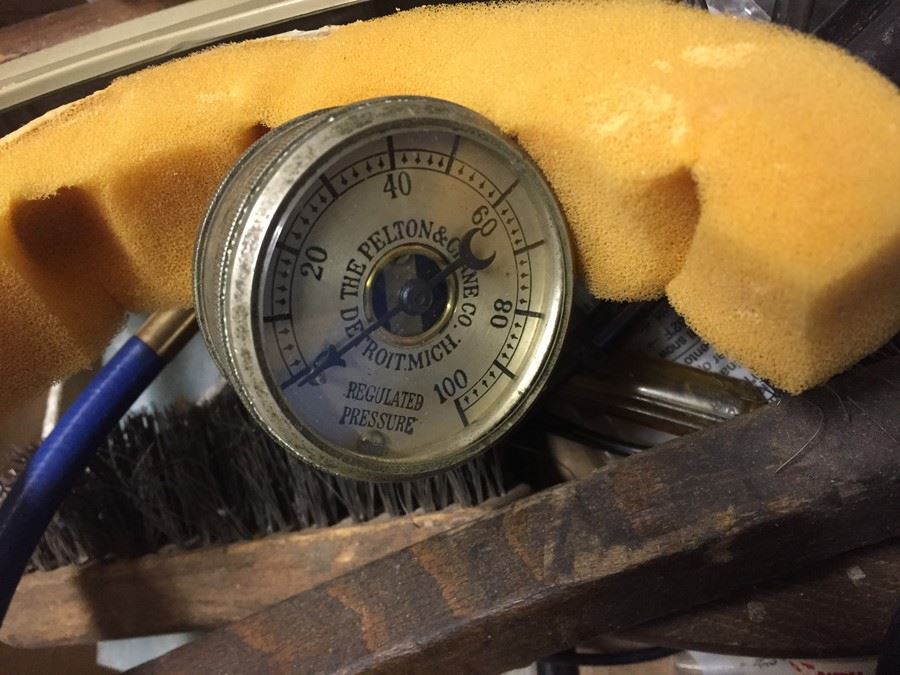 Box Of Gauges, Meters And Various Items [Photo 4]