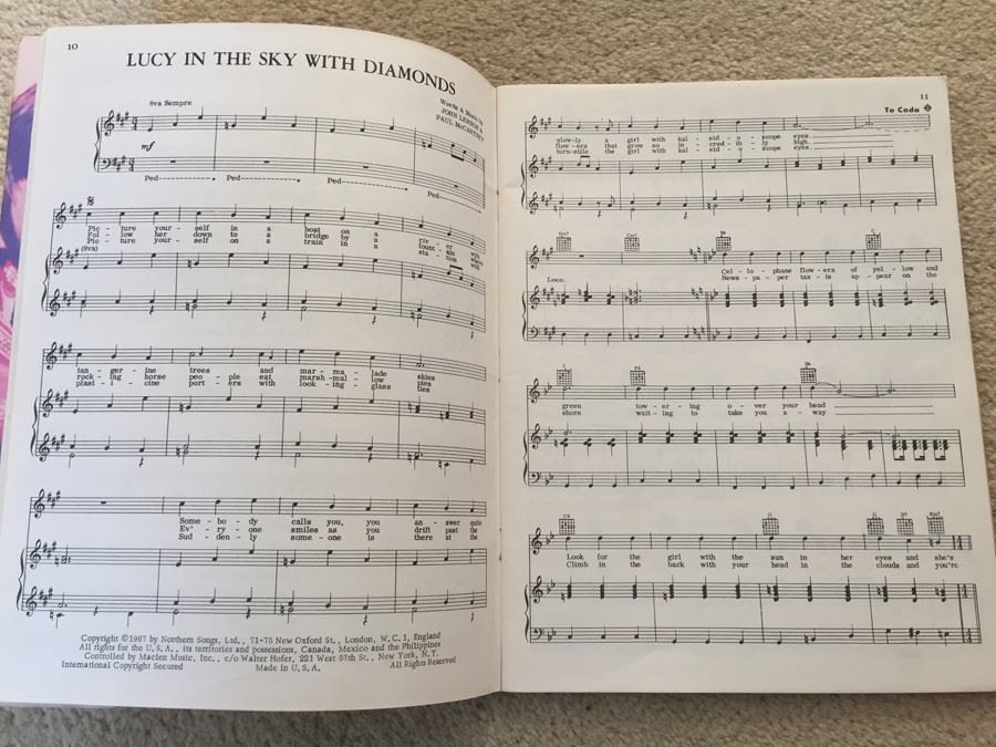 Sgt. Pepper's Lonely Hearts Club Band Music Song Book The Beatles [Photo 7]