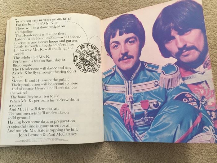 Sgt. Pepper's Lonely Hearts Club Band Music Song Book The Beatles [Photo 14]