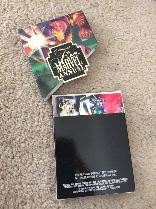 HUGE Lot Of Collectible Super Hero Marvel DC Comics Trading Cards [Photo 5]