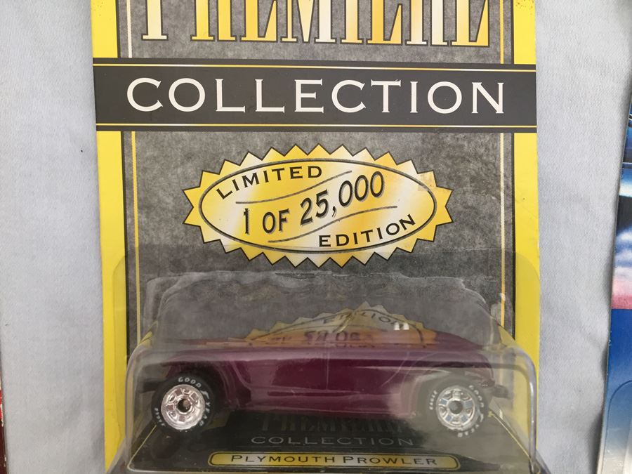 Die Cast Car Lot [Photo 5]