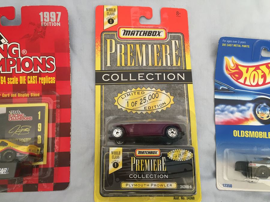 Die Cast Car Lot [Photo 4]