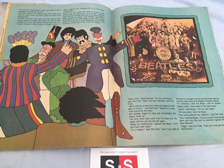 The Official Beatles Yellow Submarine Magazine [Photo 15]