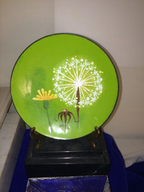 (3) Candleholders, Plate, and Decorative Glass Lot [Photo 6]