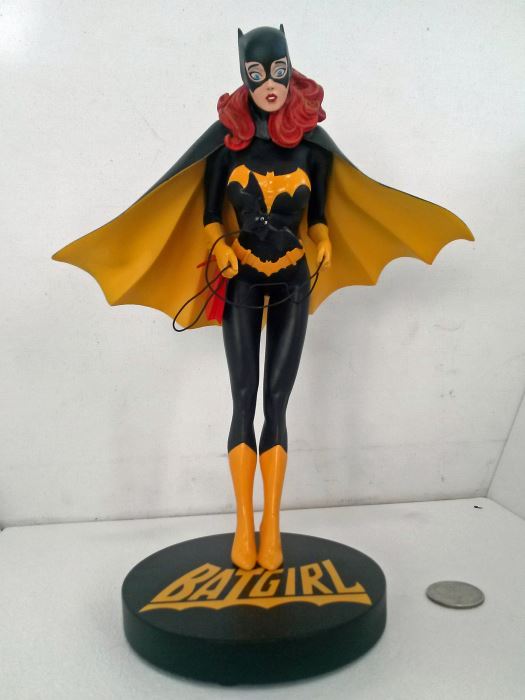 DC Cover Girls Batgirl Statue LIMITED EDITION