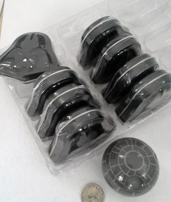 Star Wars Darth Vader Tinned Mints (8 tins + 1 Deathstar) [Photo 1]