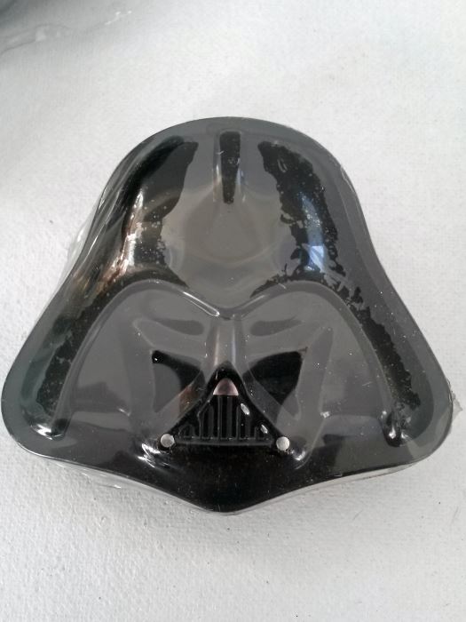 Star Wars Darth Vader Tinned Mints (8 tins + 1 Deathstar) [Photo 2]