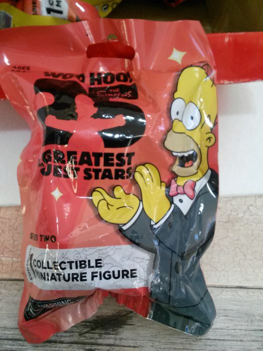 Simpsons The Greatest Stars Painted Figures (20 ct.) With Merchant Display Box [Photo 3]