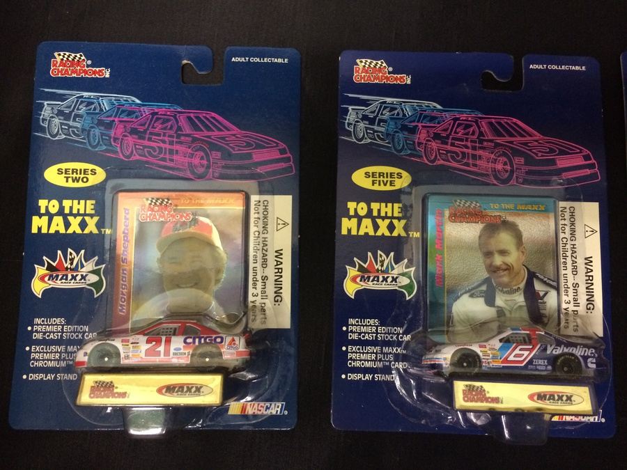 Racing Champions Die-Cast Stock Cars w/ Cards & Display Stand [Photo 5]