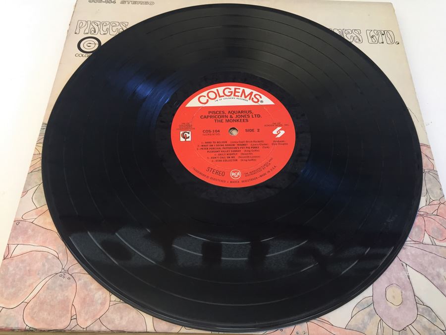 (4) The MONKEES Vinyl Records [Photo 12]