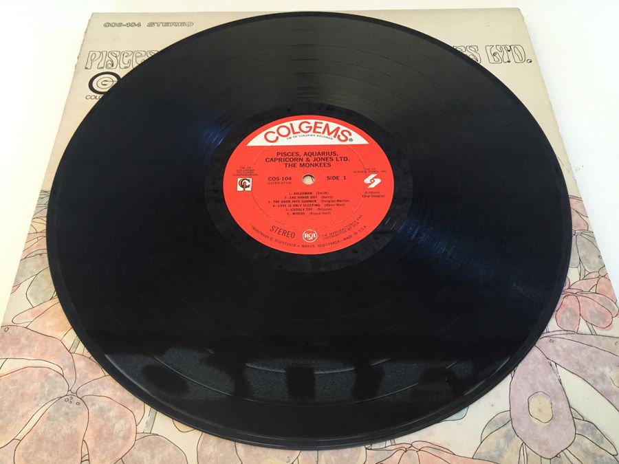 (4) The MONKEES Vinyl Records [Photo 10]