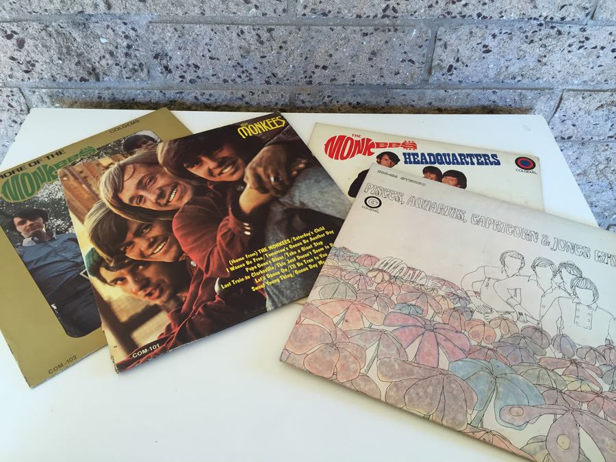 (4) The MONKEES Vinyl Records [Photo 1]