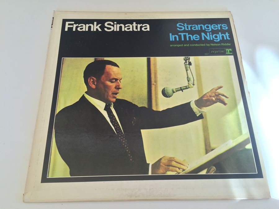 Frank Sinatra ‎- Strangers In The Night - Reprise Records ‎- F-1017