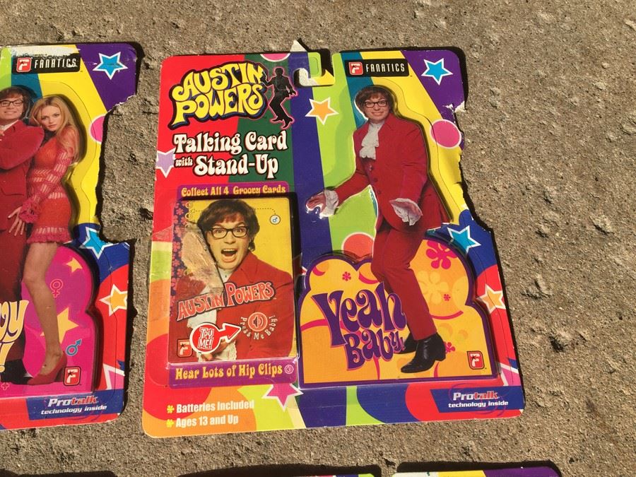 Austin Powers Collectible Lot [Photo 5]
