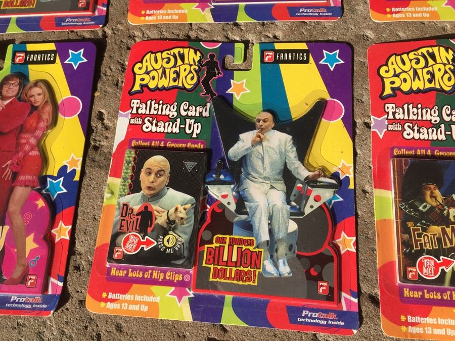 Austin Powers Collectible Lot [Photo 8]