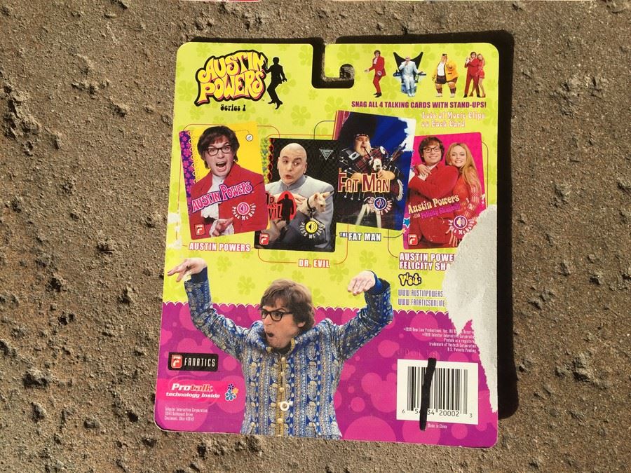 Austin Powers Collectible Lot [Photo 11]