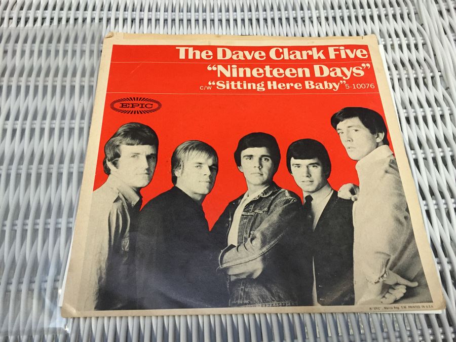 The Dave Clark Five ‎- Nineteen Days - Epic ‎- 5-10076 - PROMO Radio Station Copy [Photo 4]