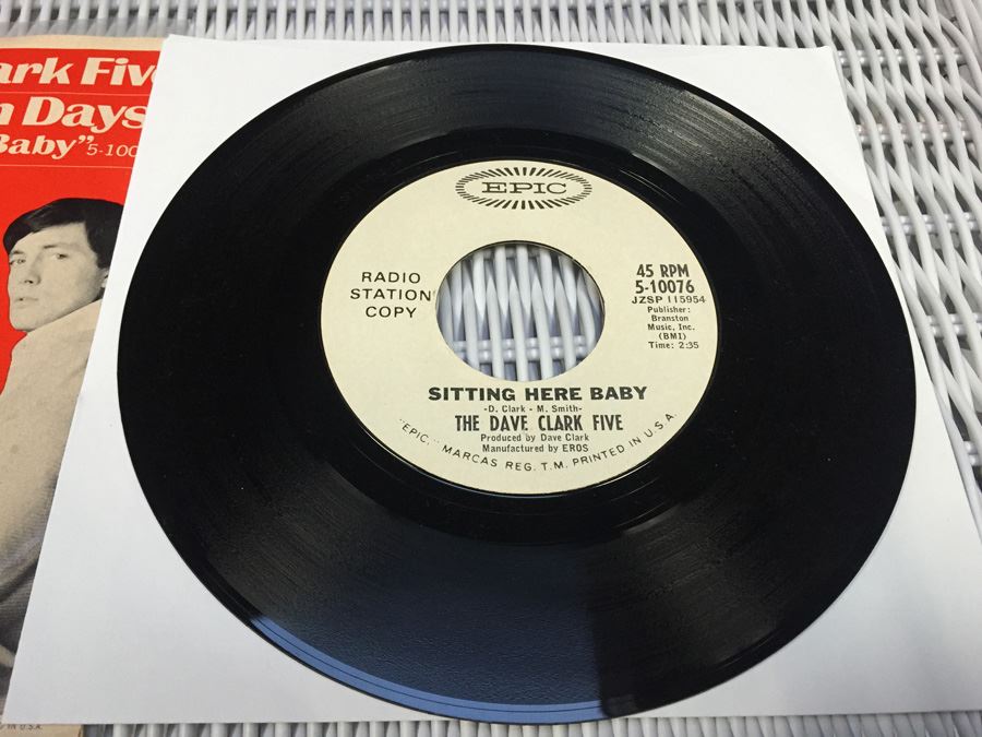 The Dave Clark Five ‎- Nineteen Days - Epic ‎- 5-10076 - PROMO Radio Station Copy [Photo 6]